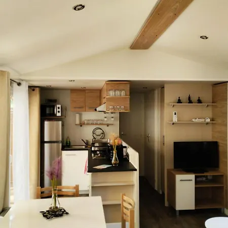Mobil-home Vi 58 A - La Carabasse - Siblu Avec Piscine Payante Сasa de vacaciones Vias