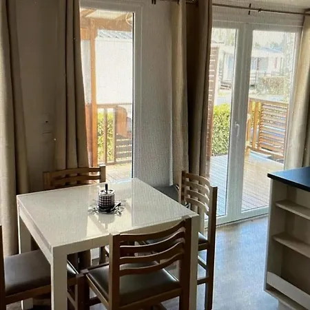 Mobil-home Vi 58 A - La Carabasse - Siblu Avec Piscine Payante * Vias
