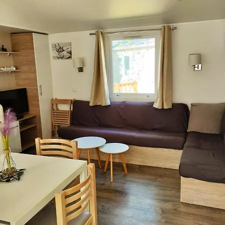 Сasa de vacaciones Mobil-home Vi 58 A - La Carabasse - Siblu Avec Piscine Payante Vias