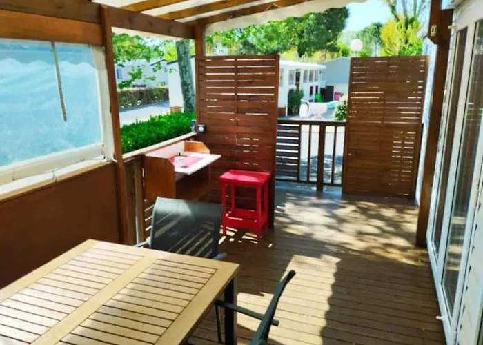 Hébergement de vacances Mobil-home Vi 58 A - La Carabasse - Siblu Avec Piscine Payante Vias